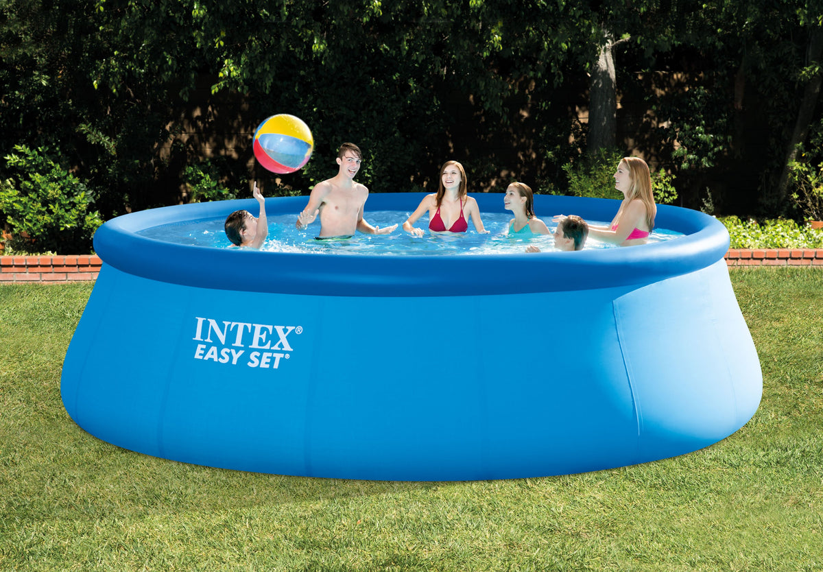 15 x48" Inflatable Pool with Ladder, Pump and Maintenance Kit Z768