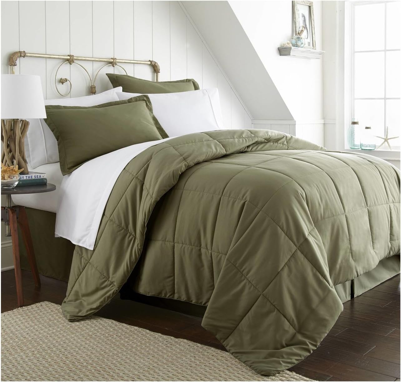 Navy 8 Piece Bed in a Bag Queen B930267