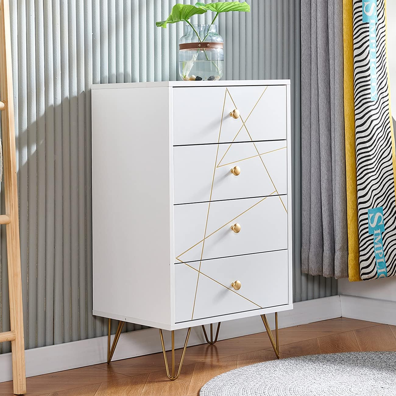 White Wood 4 Drawer Chest of Drawer C4355