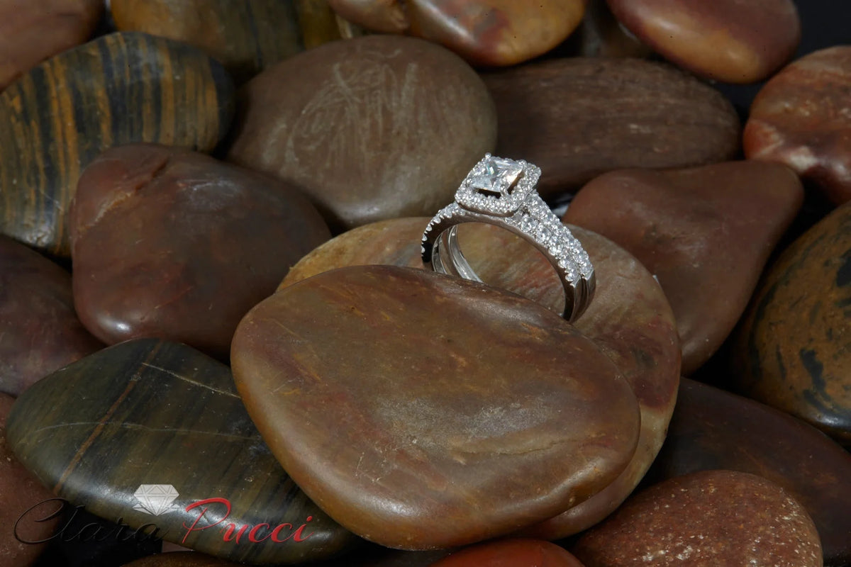 18K White Gold Halo Engagement Ring with Crystal Side Stones Y460