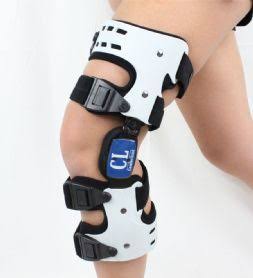 Right Knee Brace M6057