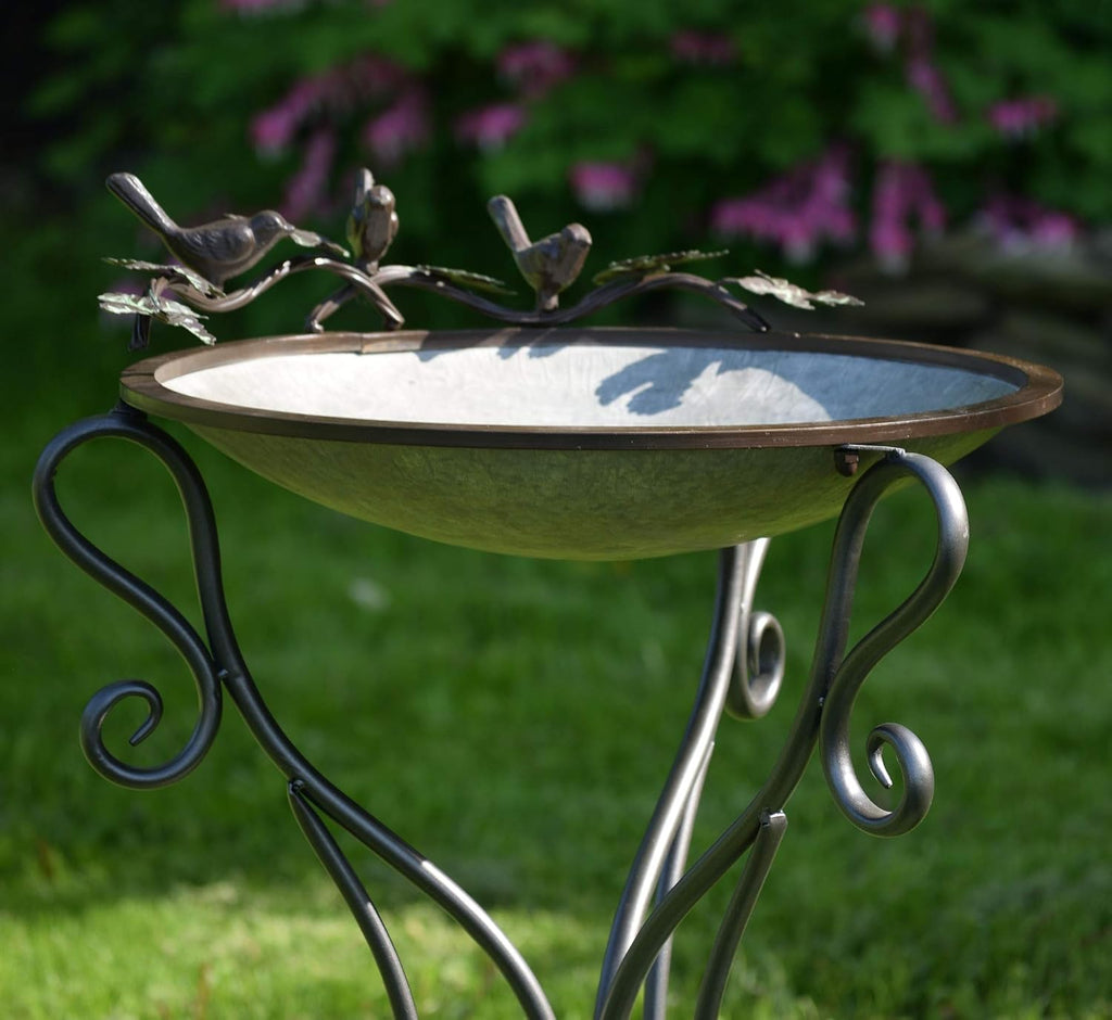 Galvanized Birdbath with Cast Iron Bird Accents X882764